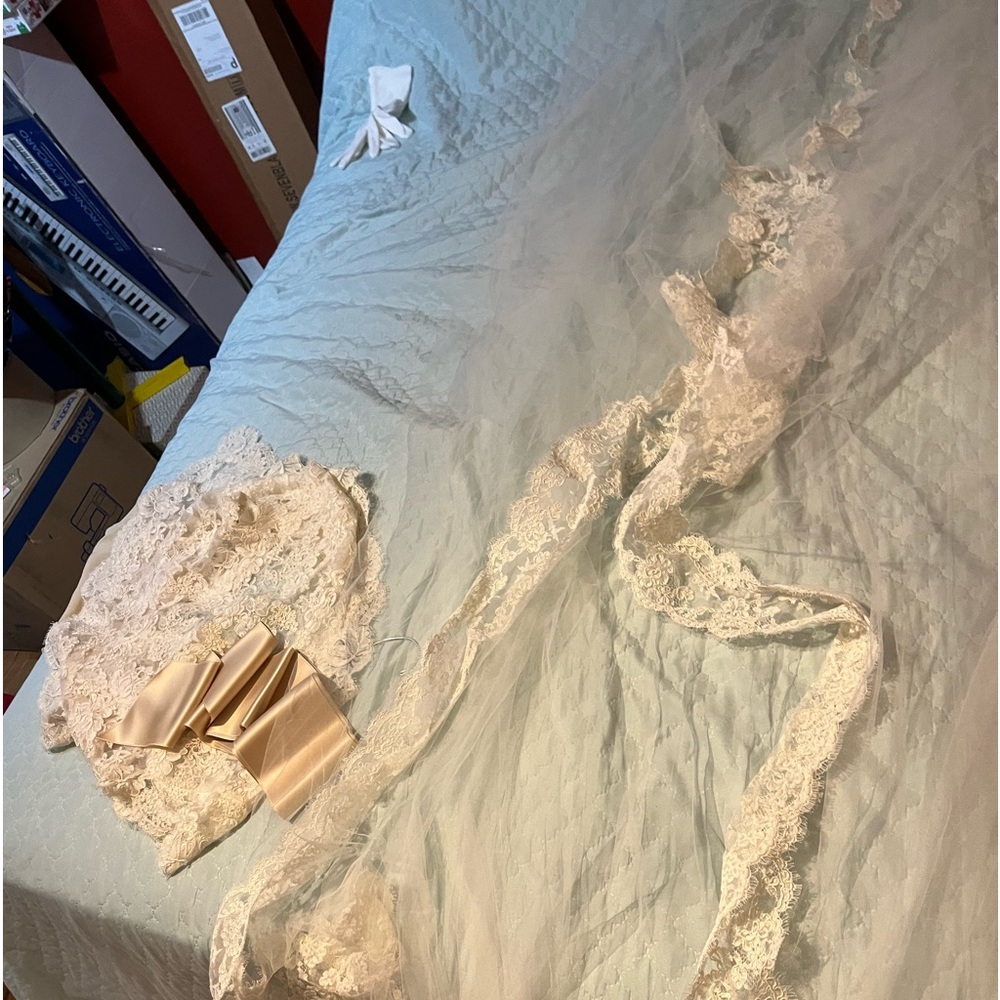 Wedding Veil, used for very short time